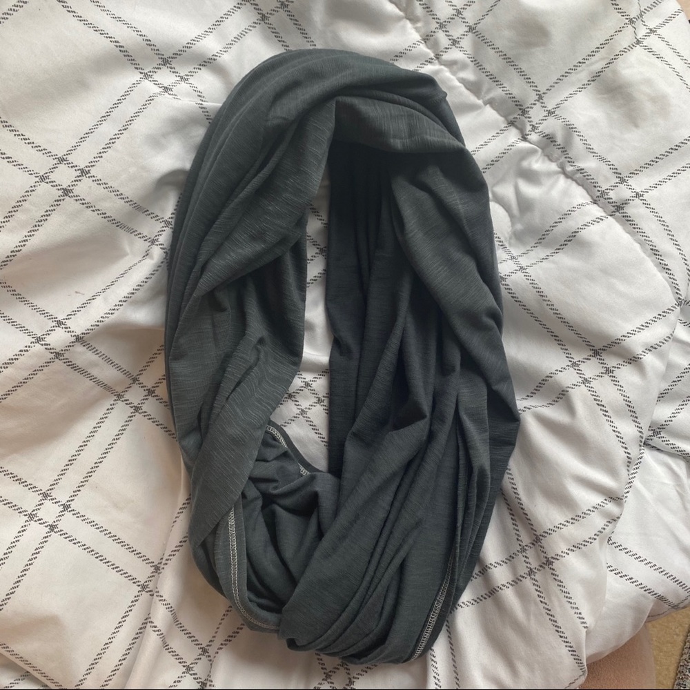 L.L. Bean Grey Infinity Scarf